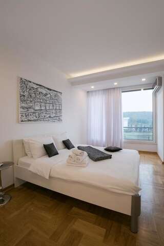 Апартаменты Seven Hills Riverside Подгорица Апартаменты Делюкс-11