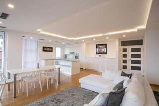 Апартаменты Seven Hills Riverside Подгорица Апартаменты Делюкс-29