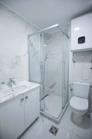 Апартаменты Seven Hills Riverside Подгорица Апартаменты Делюкс-32